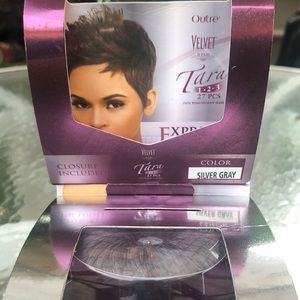 Oute Tara Silver Gray 100% Human Hair.
